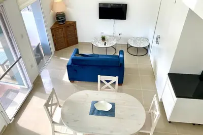 Image de Sunny garden loft, a stone's throw to the sea