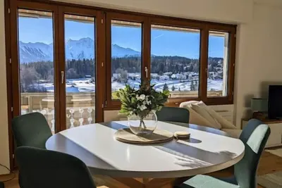 Sunny apartment with a beautiful view in Flims\n