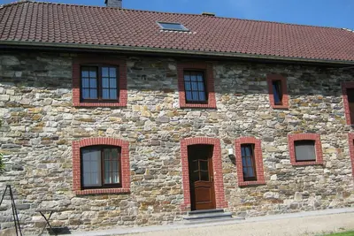 Image de Appartement spacieux avec jardin privé à Amel