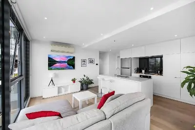 Image de City Views, Melbourne Cup Winner\nEntire rental unit in Kensington, Australia