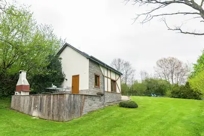 Image de Gîte ensoleillé au bord de la forêt à Awenne