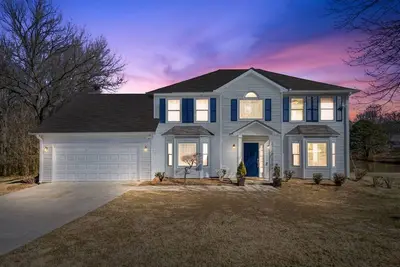 Image de New! Lake House/12 guests/ 8beds/ 3 Baths/ King/Queens/Fulls