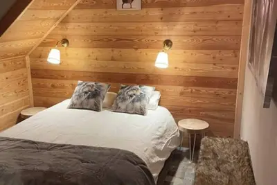 Appartement \"Chez Nous Piste Noire\" avec vue sur les montagnes, balcon et Wi-Fi