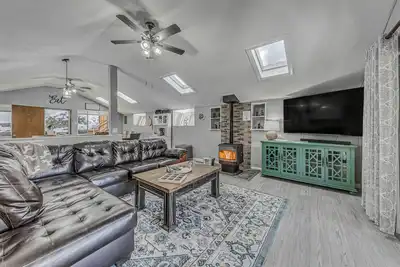 Image de Ruidoso Retreat w/ Mtn Views ~ 20 Mi to Ski Apache