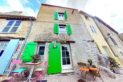 Image de Maison ensoleillée à Fayence avec terrasse