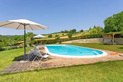 Maison en Ombrie avec piscine et vue