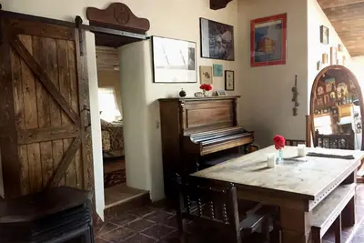 Image de Pet friendly Glorieta Magic House Family Retreat\nnear Santa Fe