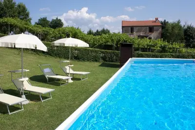 Image de Appartement Ă Sassoleone avec piscine