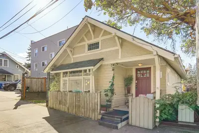 Image de Walkable Queen Anne Cottage < 1/2 Mi to Kerry Park