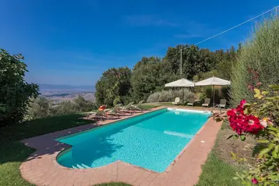 Image de Maison de vacances privée avec Wifi, piscine privée, Tv, patio, près de San Gimignano