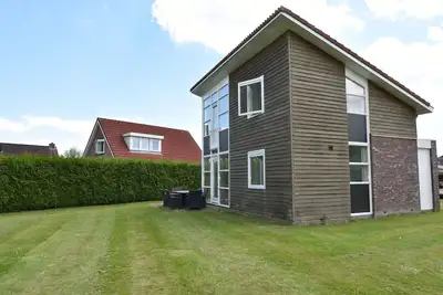 Maison à Flevoland avec Piscine