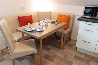 Image de Appartement de vacances 'Haus Uni Koblenz Wohnung 3' avec terrasse commune et Wi-Fi