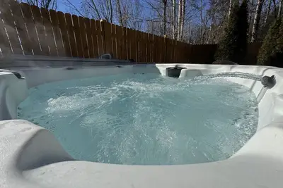 Image de Family Getaway: Pool, Game Room, Fire Pit & 3 Kings