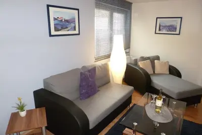 Image de Appartement de vacances 'Haus Uni Koblenz Wohnung 2' avec terrasse commune et Wi-Fi