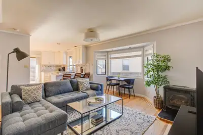 Image de Airy South Sf 3br w/ Balcony & Backyard, nr Food & Coffee, by Blueground