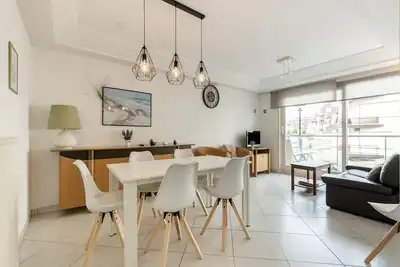 Image de Appartement א Knokke avec balcon