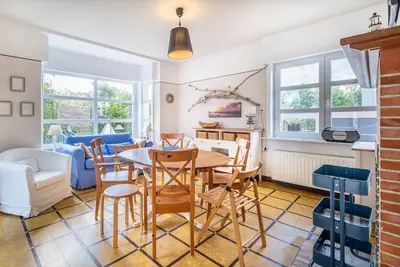 Image de Appartement à Koksijde avec terrasse et jardin