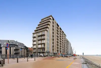 Image de Studio spacieux près du front de mer