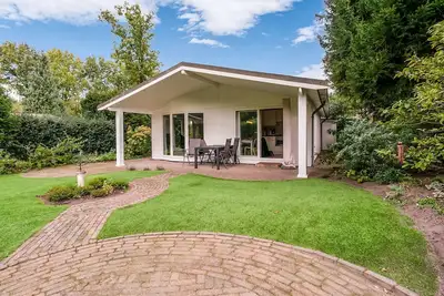 Image de Maison de vacances א Stegeren avec piscine