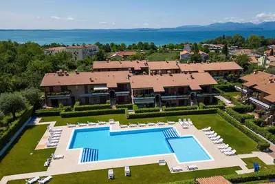 Image de Superbe maison de vacances à Lazise avec piscine