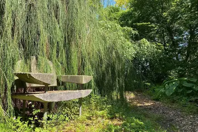 Image de Maison individuelle en zone rurale avec parc et jardin
