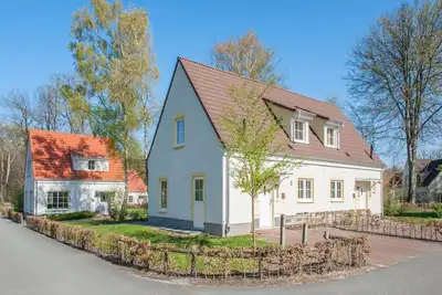 Image de Maison moderne avec 4 salles de bains, dans la belle ville de Bad Bentheim