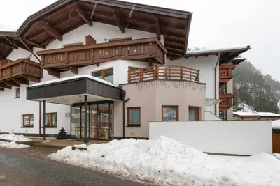 Image de Appartement accueillant à Längenfeld avec sauna