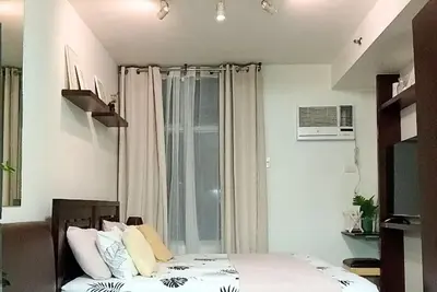 Image de Fully Furnished Condo in Makati