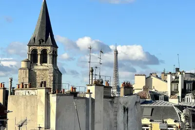 Image de St Germain des Pres Central - Private Roof Terrace - Market - Eiffel Tower views