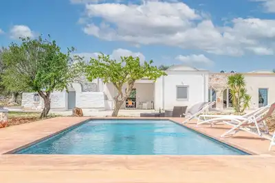 Image de Villa à Latiano avec 4 chambres à coucher, 8 couchages