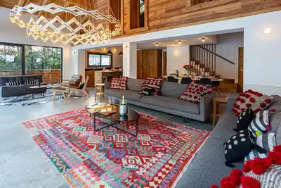 Chalet Gloribel -  5 chambres, 5sdb, jacuzzi, parking