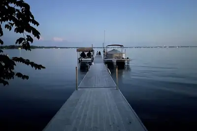 Image de Green Lake Escape is an amazing home on the north shore of Green Lake in Spicer