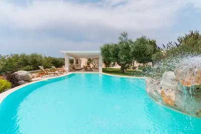 Image de Villa 'Trulli Petrantiqua' avec piscine privée, Wi-Fi et climatisation