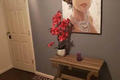 Image de Travelers' Home Away from Home! \nNear Ubs Arena, Belmont Racetrack & Jfk Airport