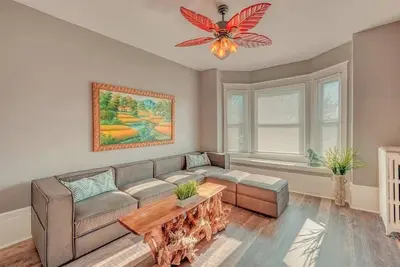 Image de Historic Riverfront Tropical Gem w/ River Views