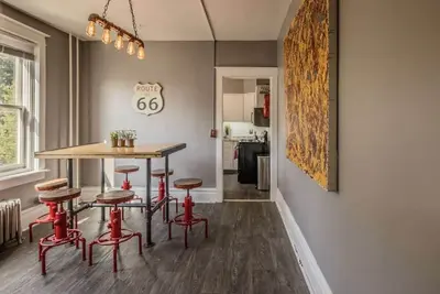 Image de Historic Riverfront Vintage Gem w/ River Views