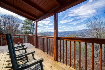 Image de Pool! View~Air Hockey~Fire Pit~Hot Tub~SemiSeclude