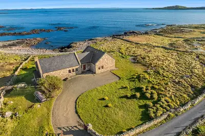 Image de Property 464 - Claddaghduff - sleeps 11 guests in 6 bedrooms