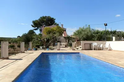 Image de Maison près de la mer avec piscine privée, clim optionnelle, wifi gratuit, animaux acceptés