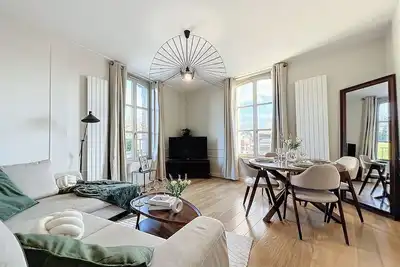 Image de Le Patio'nnement, Troyes Centre, proche gare, parking privé.