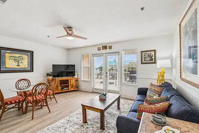 Image de Gc 309 Beautiful 1 bed/1bath across the street from the beach!