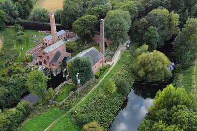 Image de The Pump House Forge, romantic, with a garden in Misterton