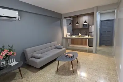 Image de Remodeled Interior Apt strategically located in the heart of downtown Guayaquil!