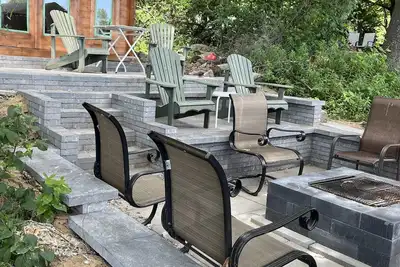 Image de Sherkston Shores Resort - full water view, large private lot, huge covered deck!