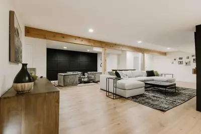 Image de Fairway Getaway-by Whistling Straits, Golf sim/Theater Room, ZenDen &Poker Room!