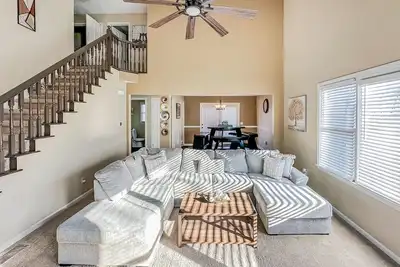 Image de Cozy Family-sized house. Pet Friendly!