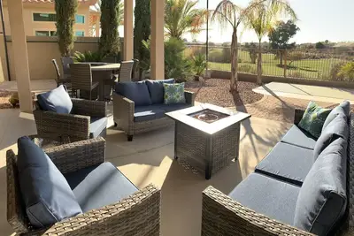 Image de On The Golf Course! ! Beautiful Sunsets with Mountains. Family Friendly.