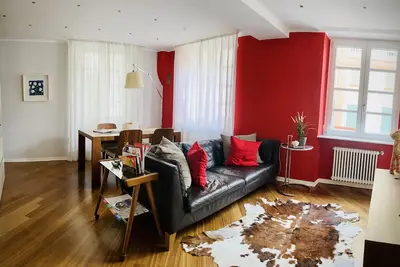 Image de Full-featured design and functionality in the heart of the historic center.