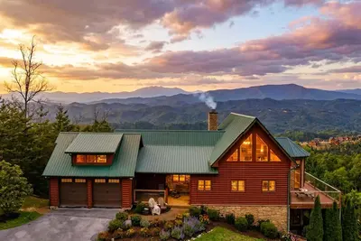 Image de New Bookings Arrive now thru 8/2026 get 15% Off!