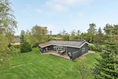 Image de \"Markvor\" - 400m from the sea by Interhome